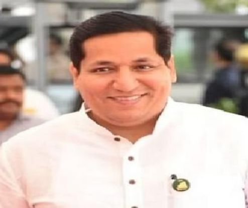 पैसे पूरग्रस्त-कोरोना पीडितांना द्या
