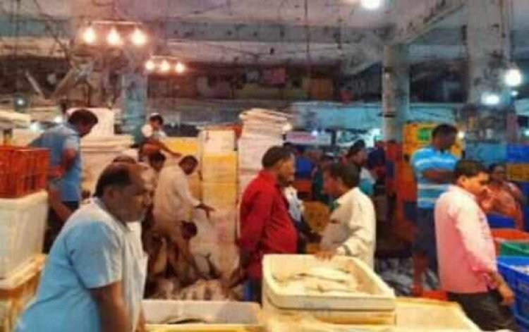 लॉकडाऊननंतर मार्केटमधील मासेविक्रेत्यांसमोर नवं संकट