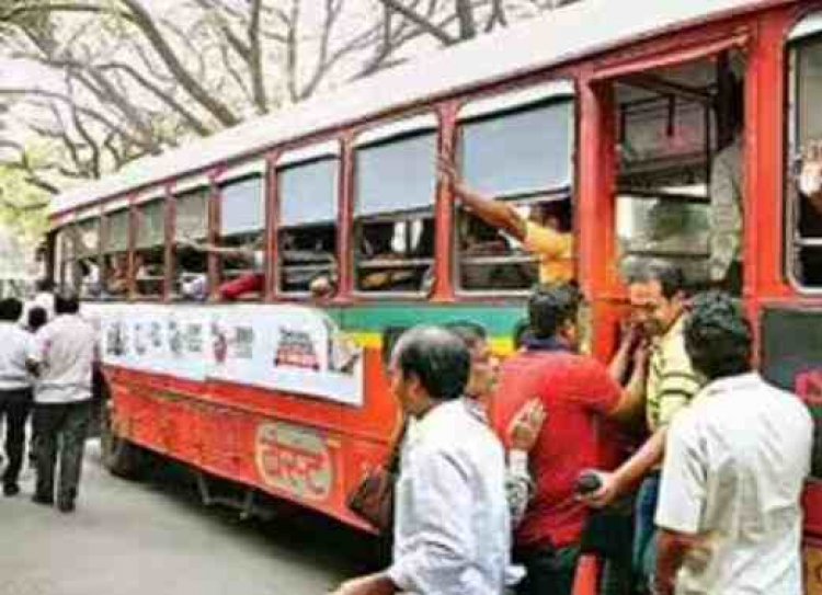 लोकल सुरू, पण बस स्टॉपवरील गर्दी कायम