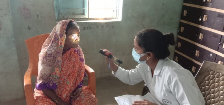 निलेश साबंरे संस्थापित जिजाऊ संस्थेच्या वतीने खोडाळा येथे मोफत नेत्र तपासणी शिबीर संपन्न