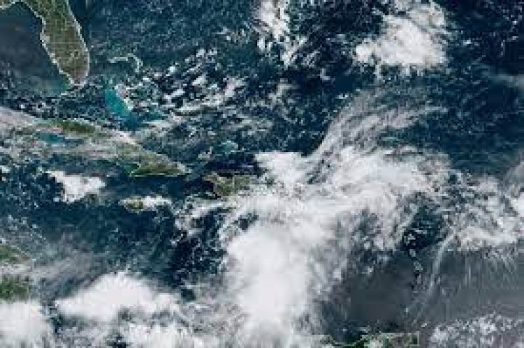 उष्णकटिबंधीय तूफान फ्रैंकलिन डोमिनिकन गणराज्य में पहुंचा